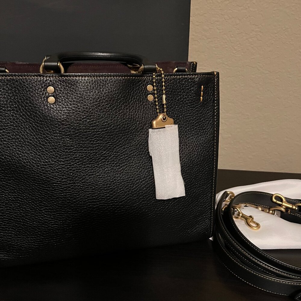 Authentic COACH Rogue 30 in pebbled black leather *beautiful condition*